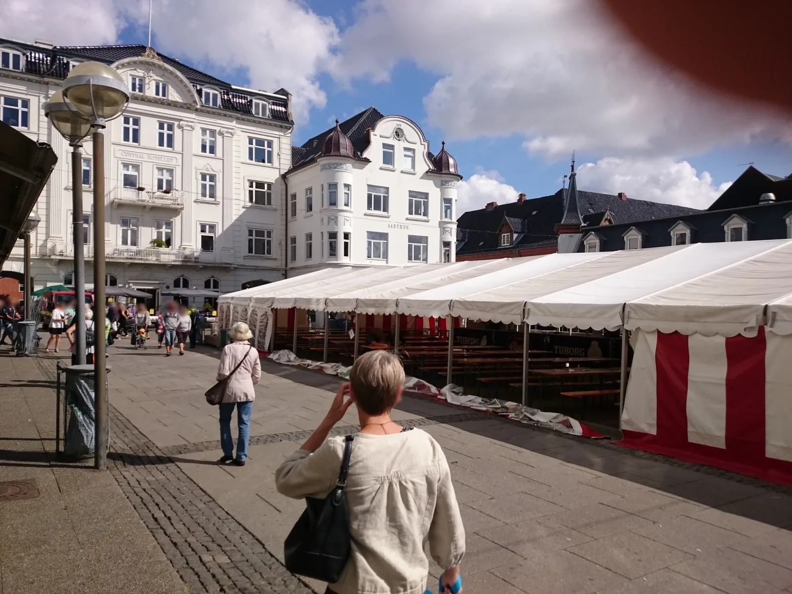 Mapillary-Foto in der Nähe von Mamma Ds Sandwich Bar