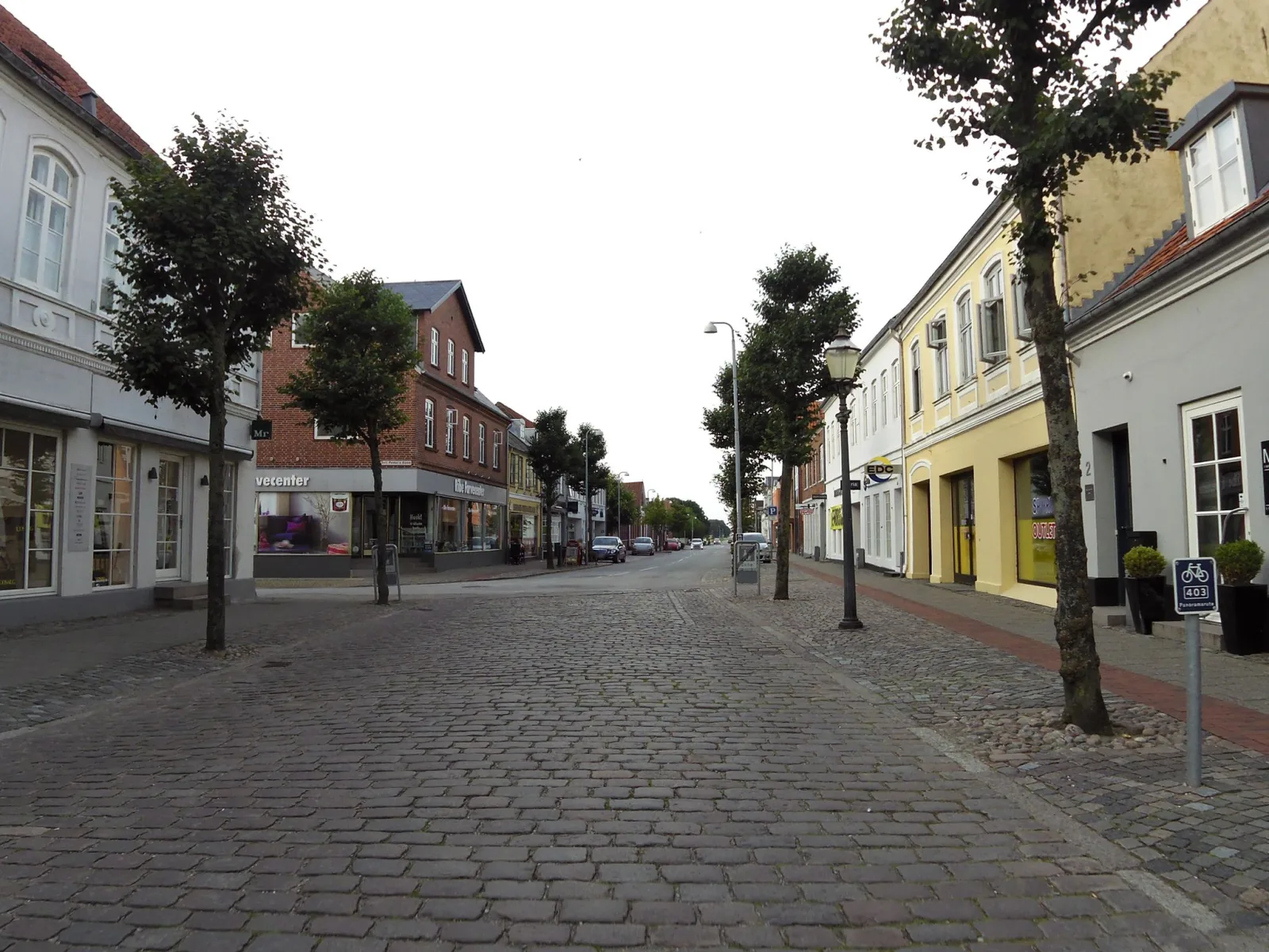Mapillary-foto nær Mr. Fish sushi Ribe
