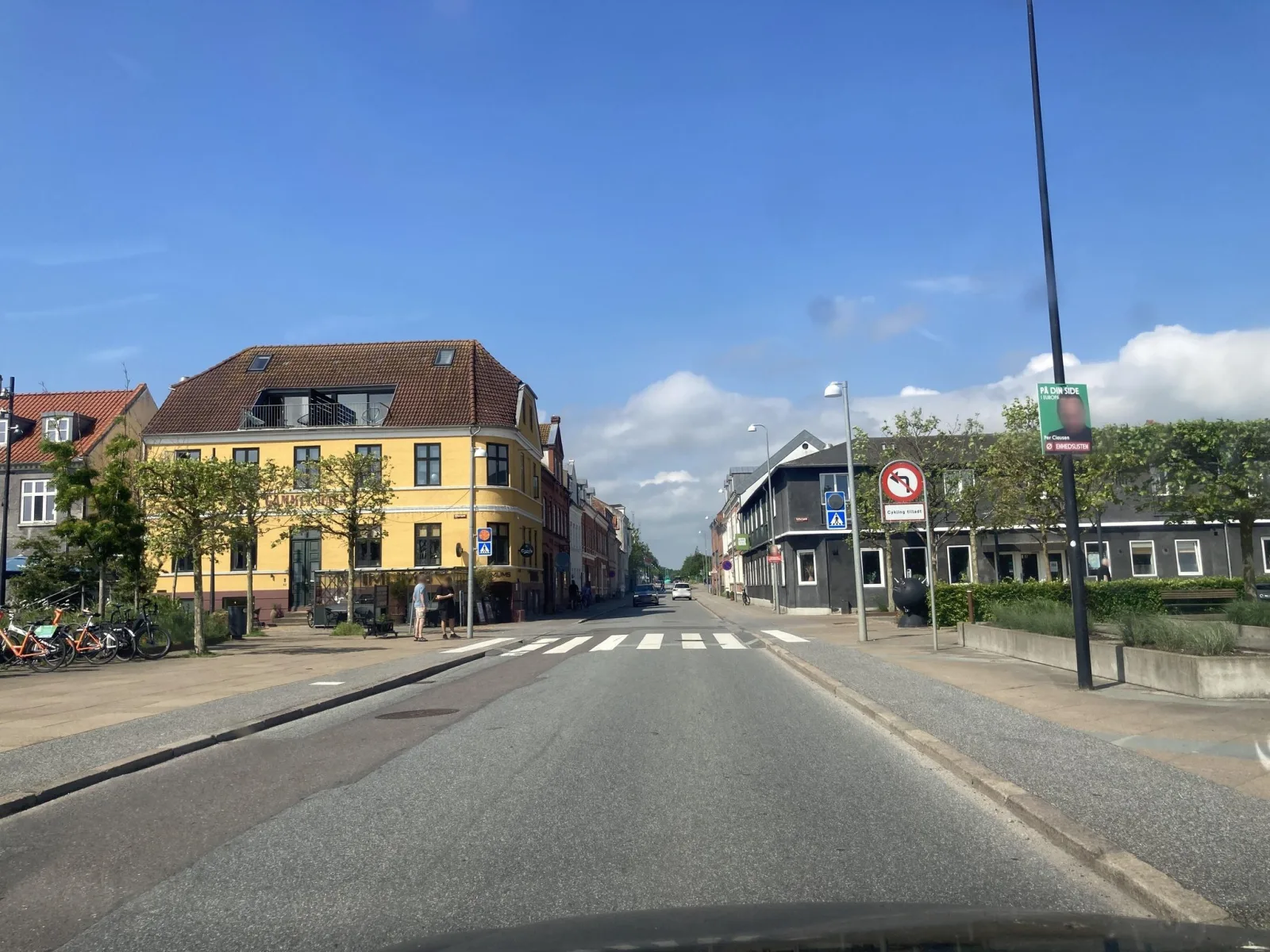 Mapillary-Foto in der Nähe von Mums