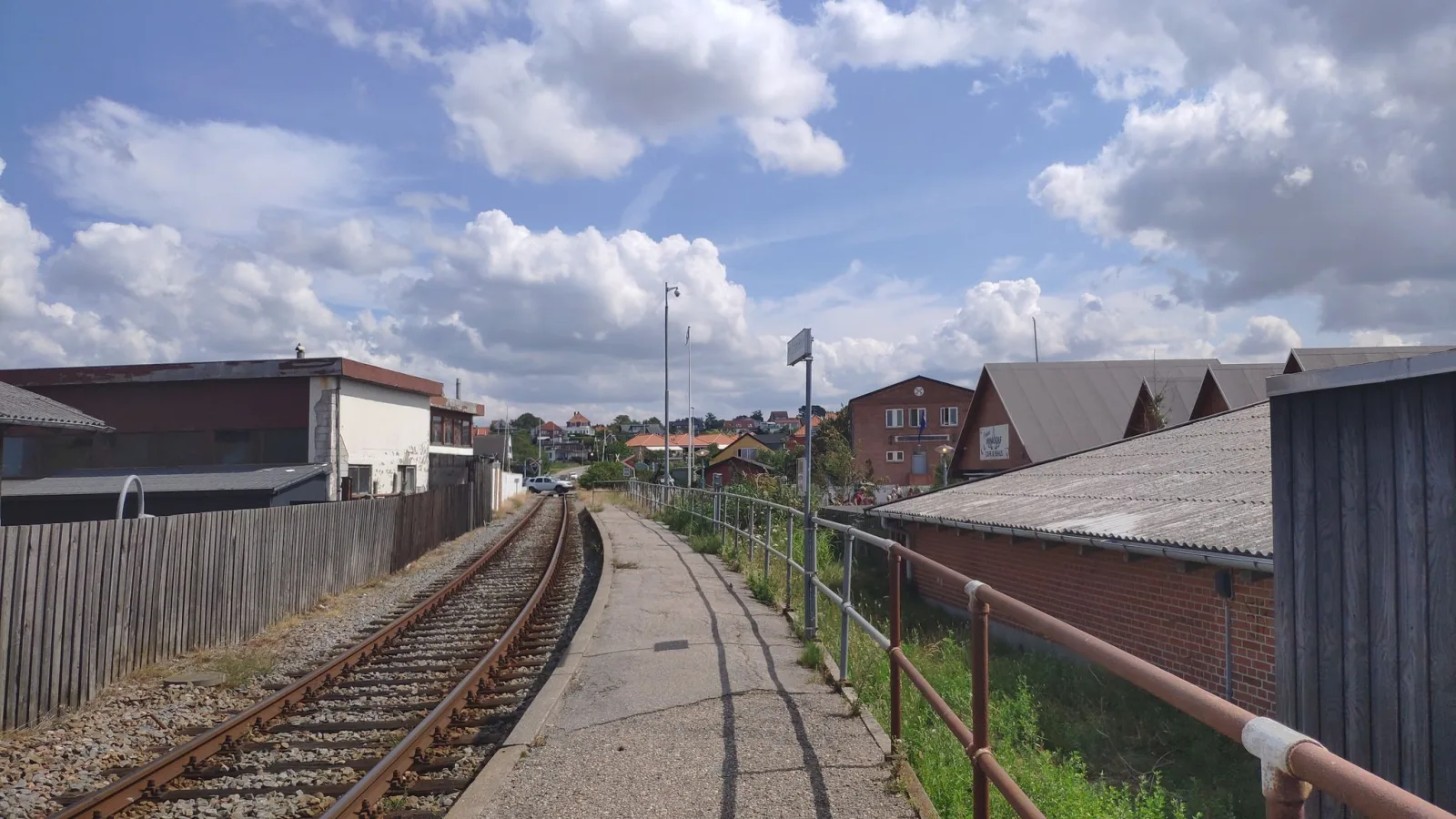 Mapillary-foto nær Fjordens café og ishus