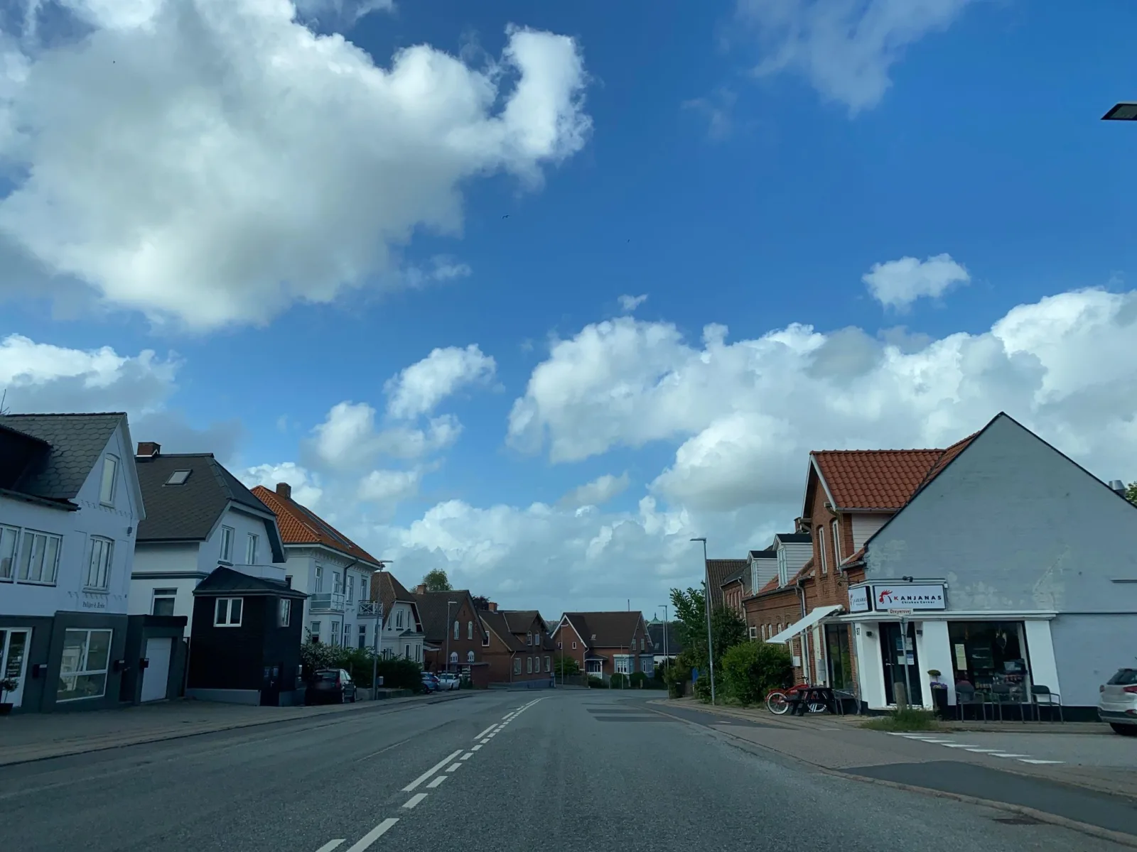 Mapillary-Foto in der Nähe von Nakiin Thai Take Away