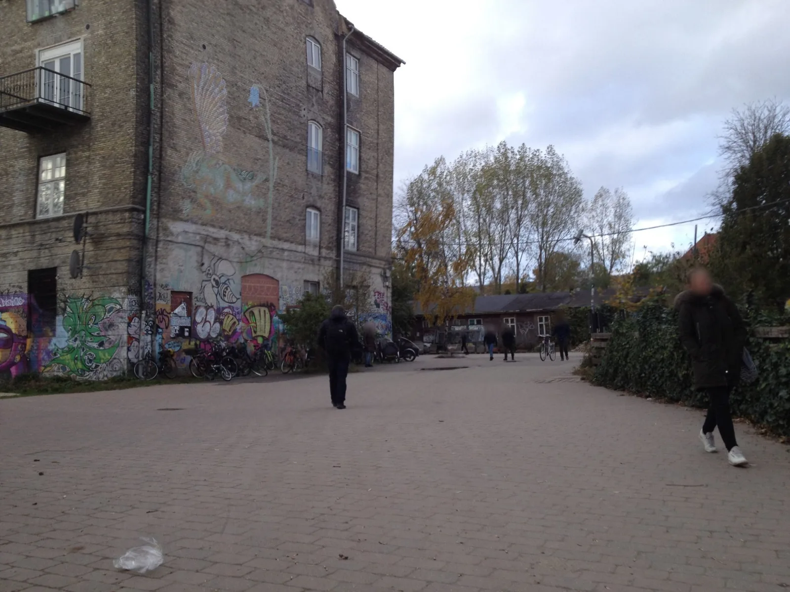 Mapillary-Foto in der Nähe von Fælleskøkkenet