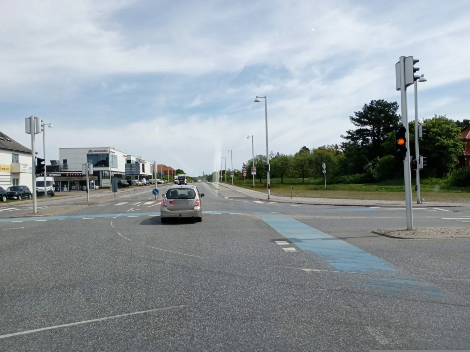 Mapillary-foto nær McDonald's