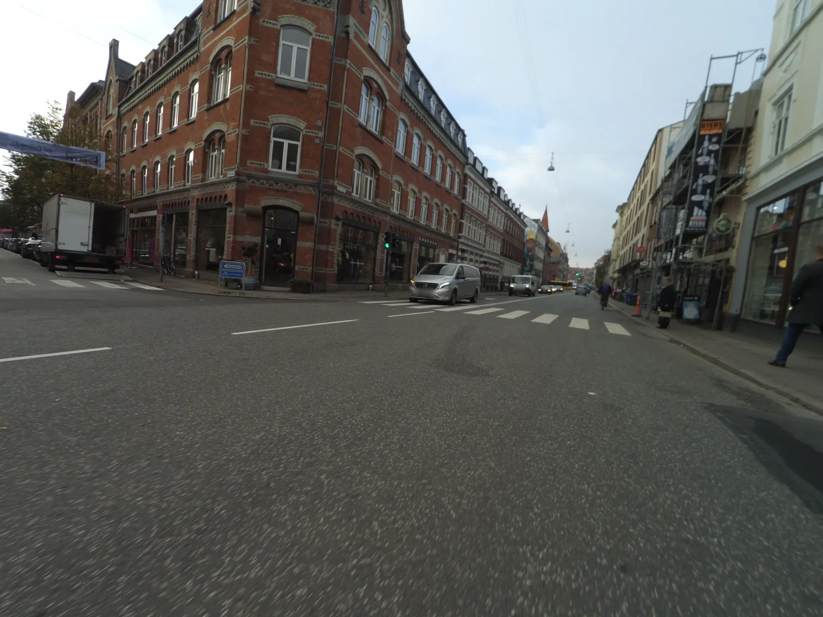 Mapillary-Foto in der Nähe von Miyagi Sushi