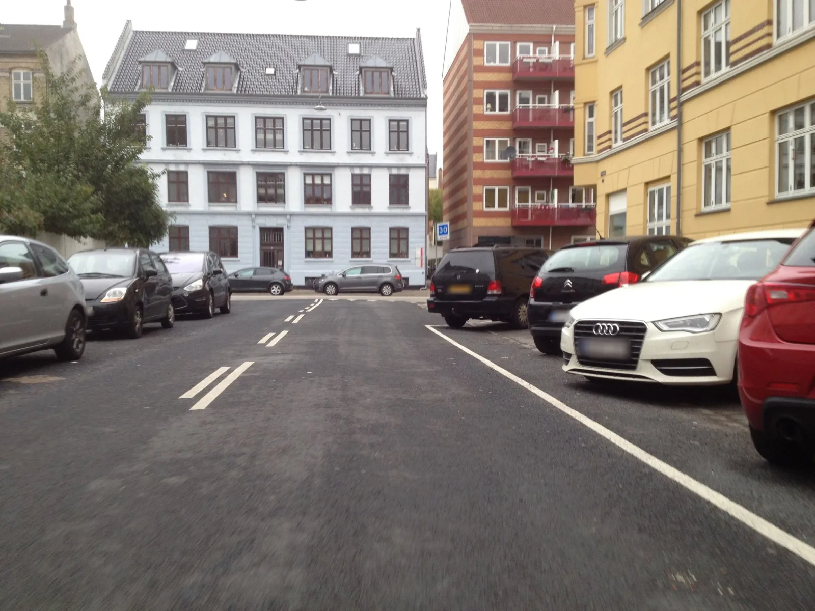 Mapillary-foto nær Gani's