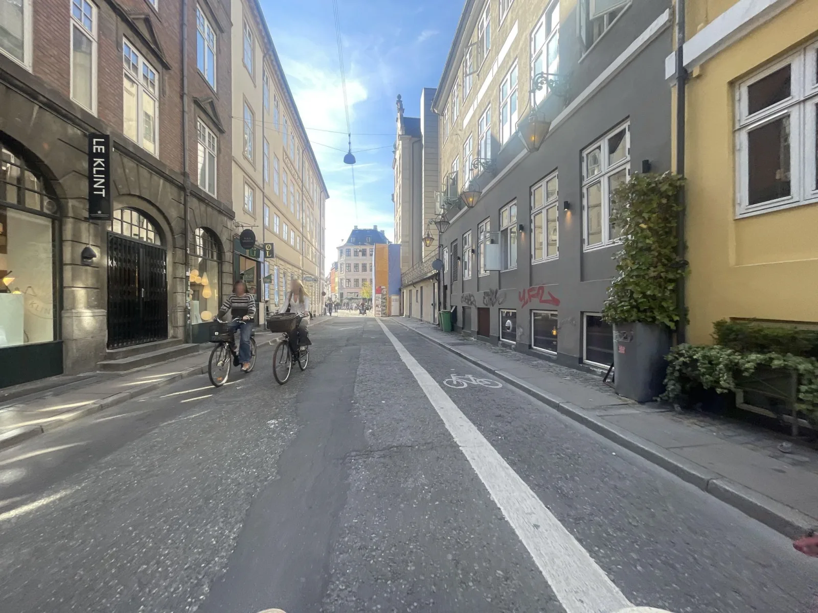 Mapillary-Foto in der Nähe von GAO Dumpling