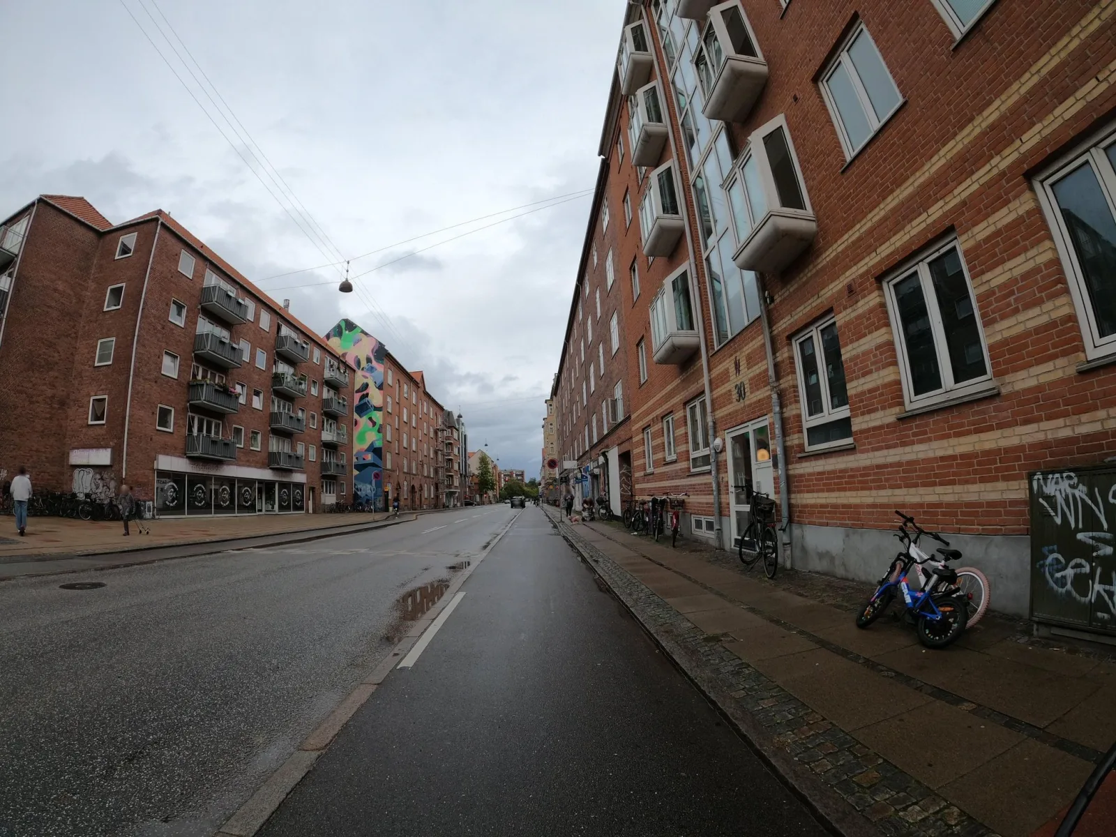 Mapillary-Foto in der Nähe von Gastronomia Italiana Sei