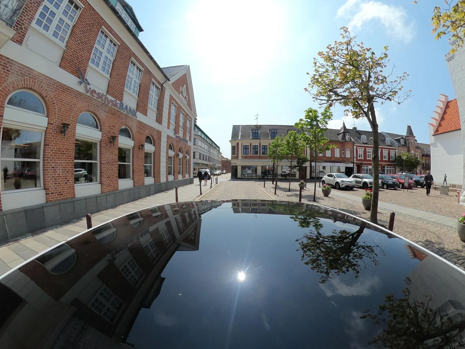 Mapillary-Foto in der Nähe von Nom Nom