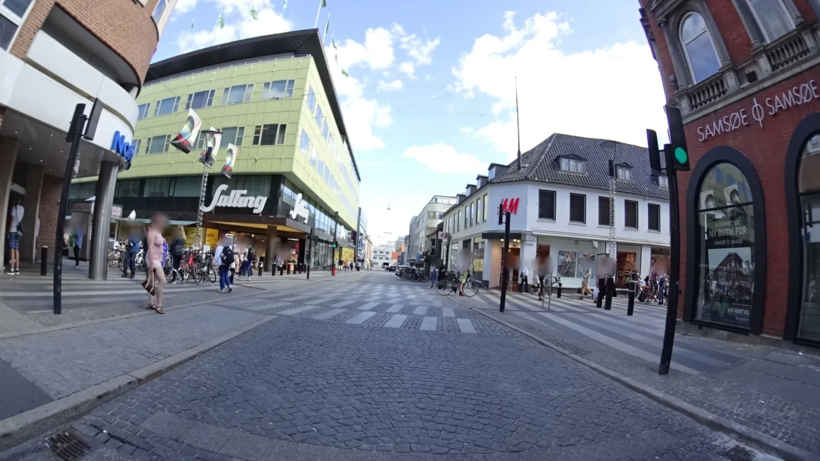 Mapillary-Foto in der Nähe von Normal Kaffebar