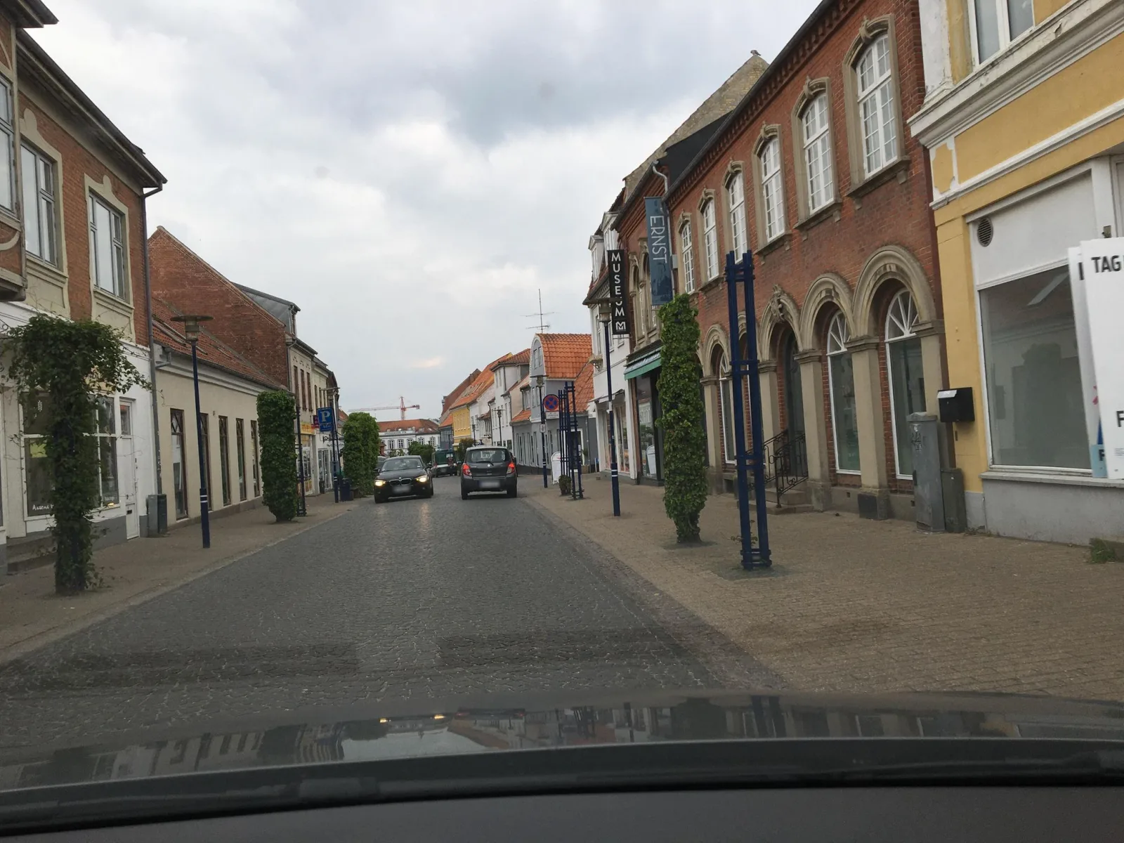 Mapillary-Foto in der Nähe von Pizza Bella
