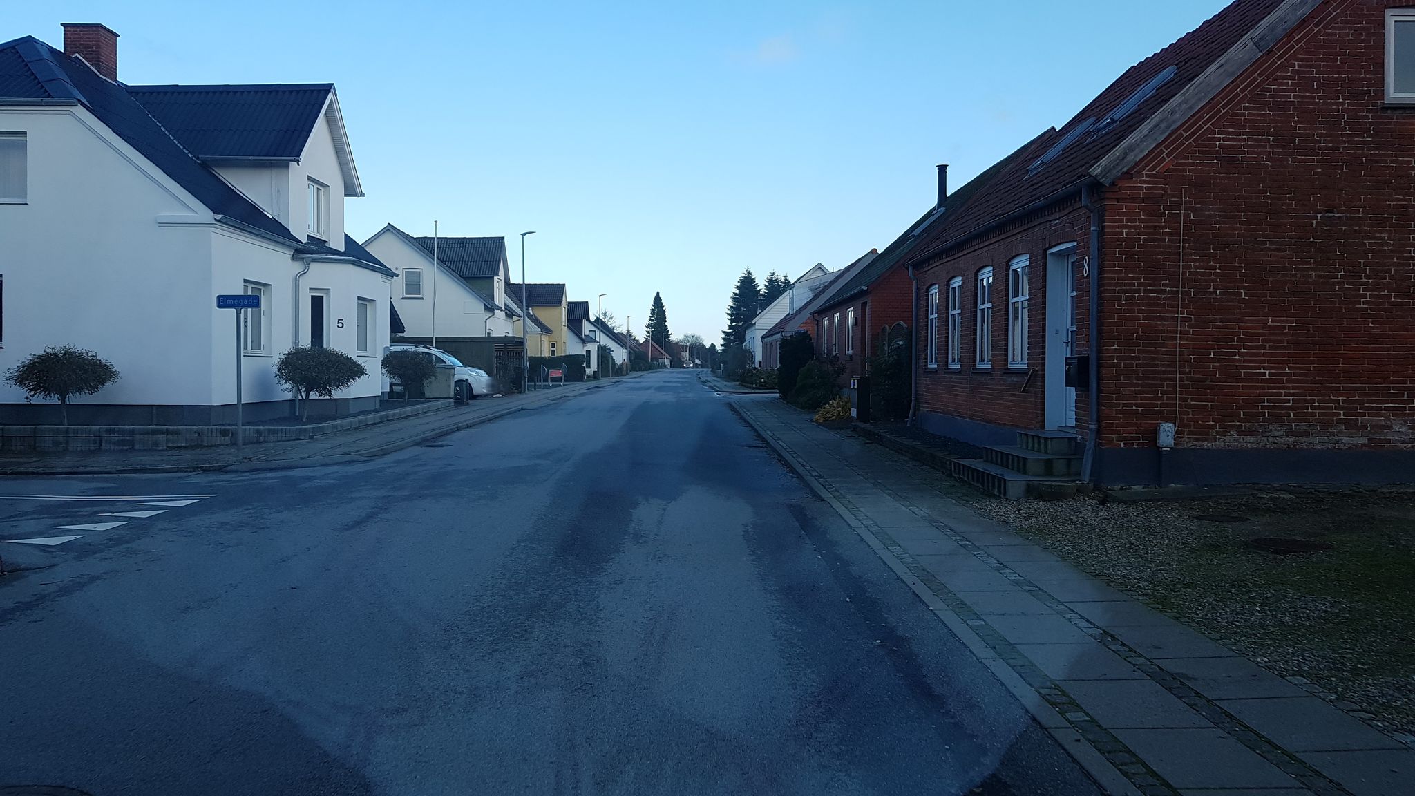 Mapillary-Foto in der Nähe von Pizza Kebab Huset