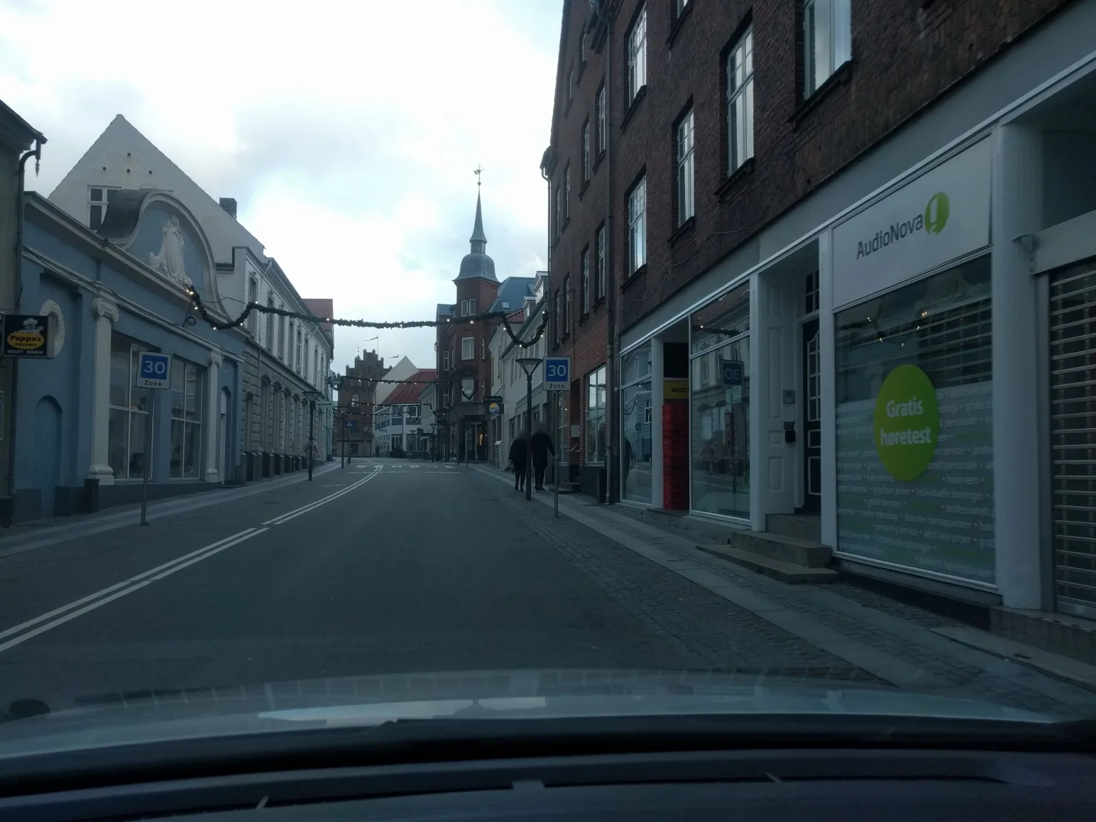 Mapillary-Foto in der Nähe von Pizza King