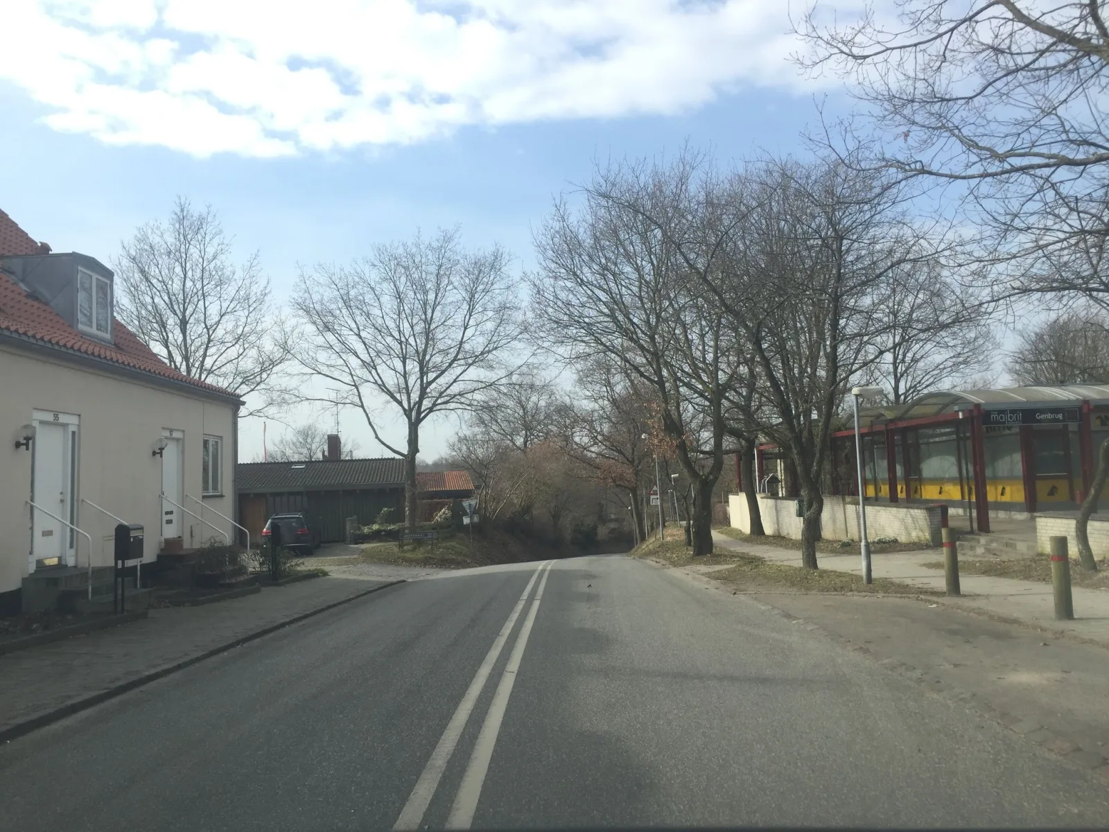 Mapillary-Foto in der Nähe von Golden Indian Restaurant, Café & Take Away