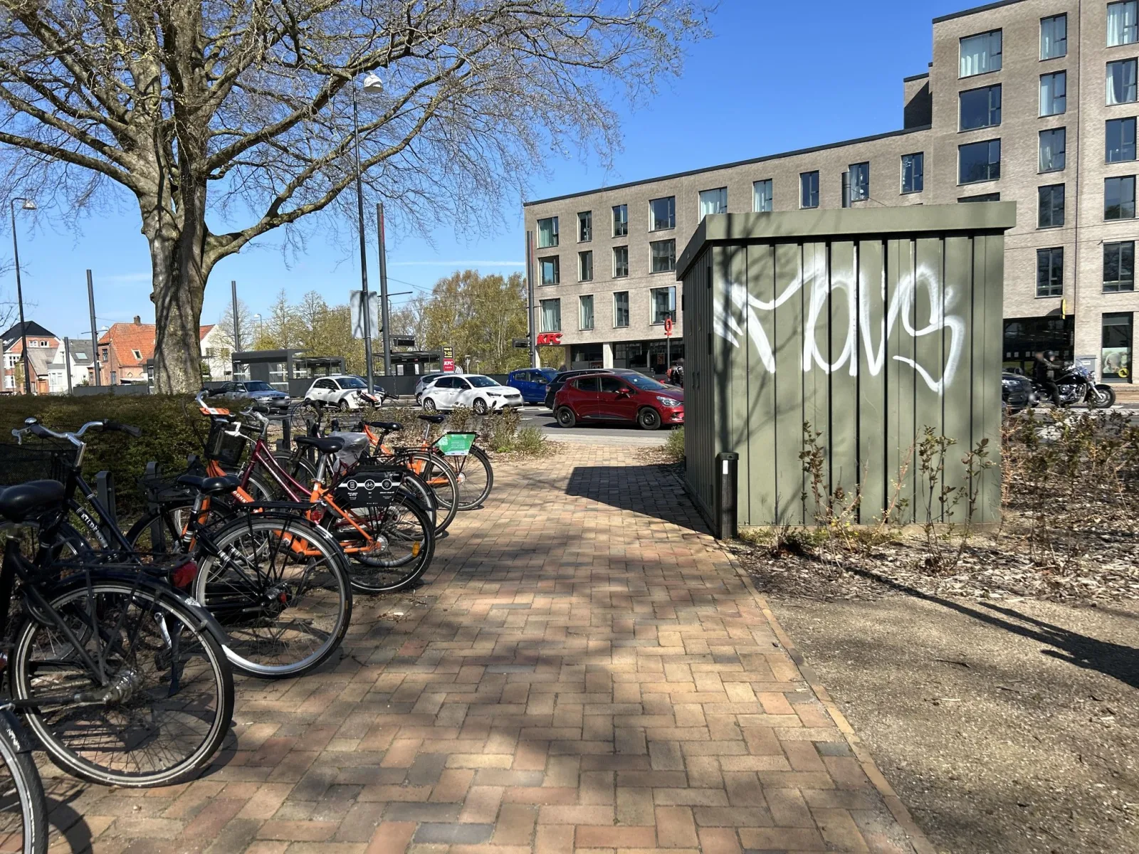 Mapillary-Foto in der Nähe von Pizza Napoli