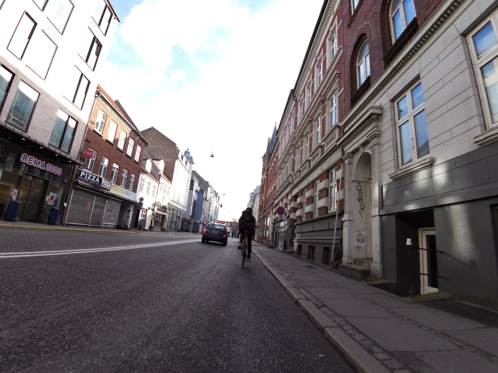 Mapillary-foto nær Pizza Day And Night