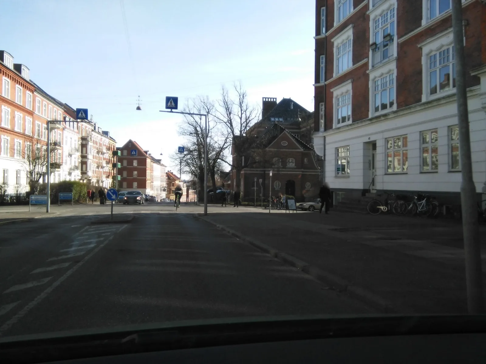 Mapillary-Foto in der Nähe von Pizza Turbo Sprint
