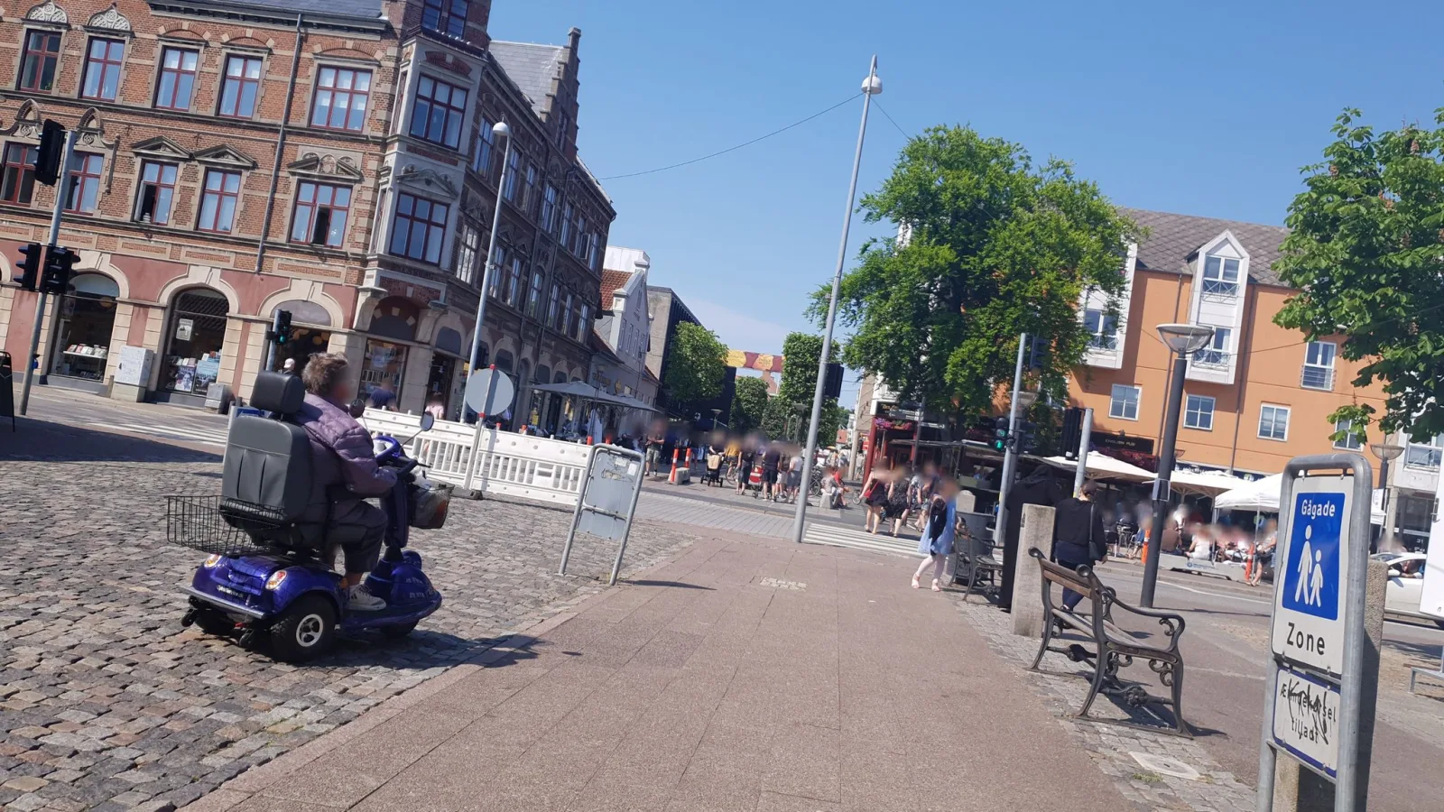 Mapillary-foto nær Restaurant Lara