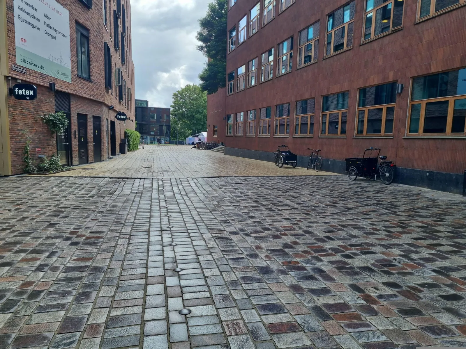 Mapillary-foto nær Restaurant Madeleine