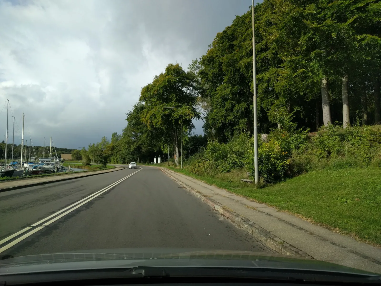 Mapillary-foto nær Restaurant Næsbyhoved Skov