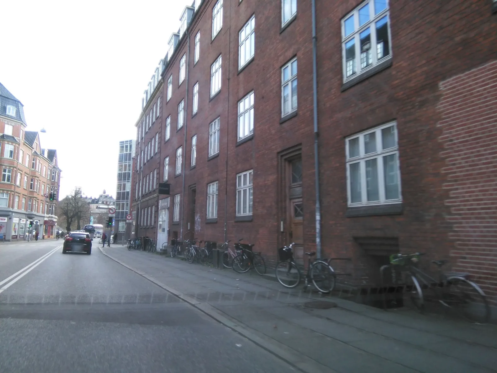 Mapillary-Foto in der Nähe von Prins Pizza