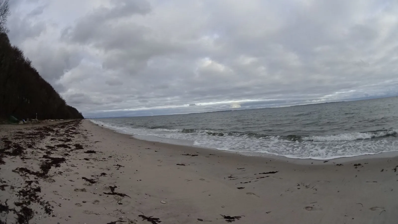 Badegewässer: FLØJSTRUP STRAND – udsigt til strand eller hav